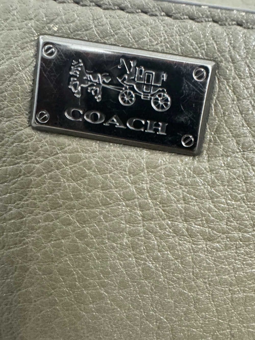 COACH MADISON LEATHER EAST WEST SWINGPACK OLIVE GREY ANTIQUE NICKEL - Picture 6 of 11